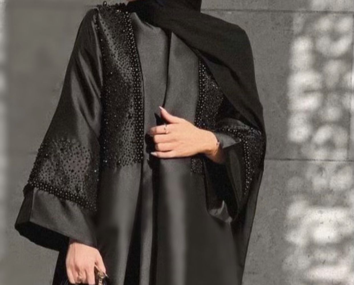 وَجَعَلْنَٰكُمْ شُعُوبًا وَقَبَآئِلَ لِتَعَارَفُوٓاْ ۚ