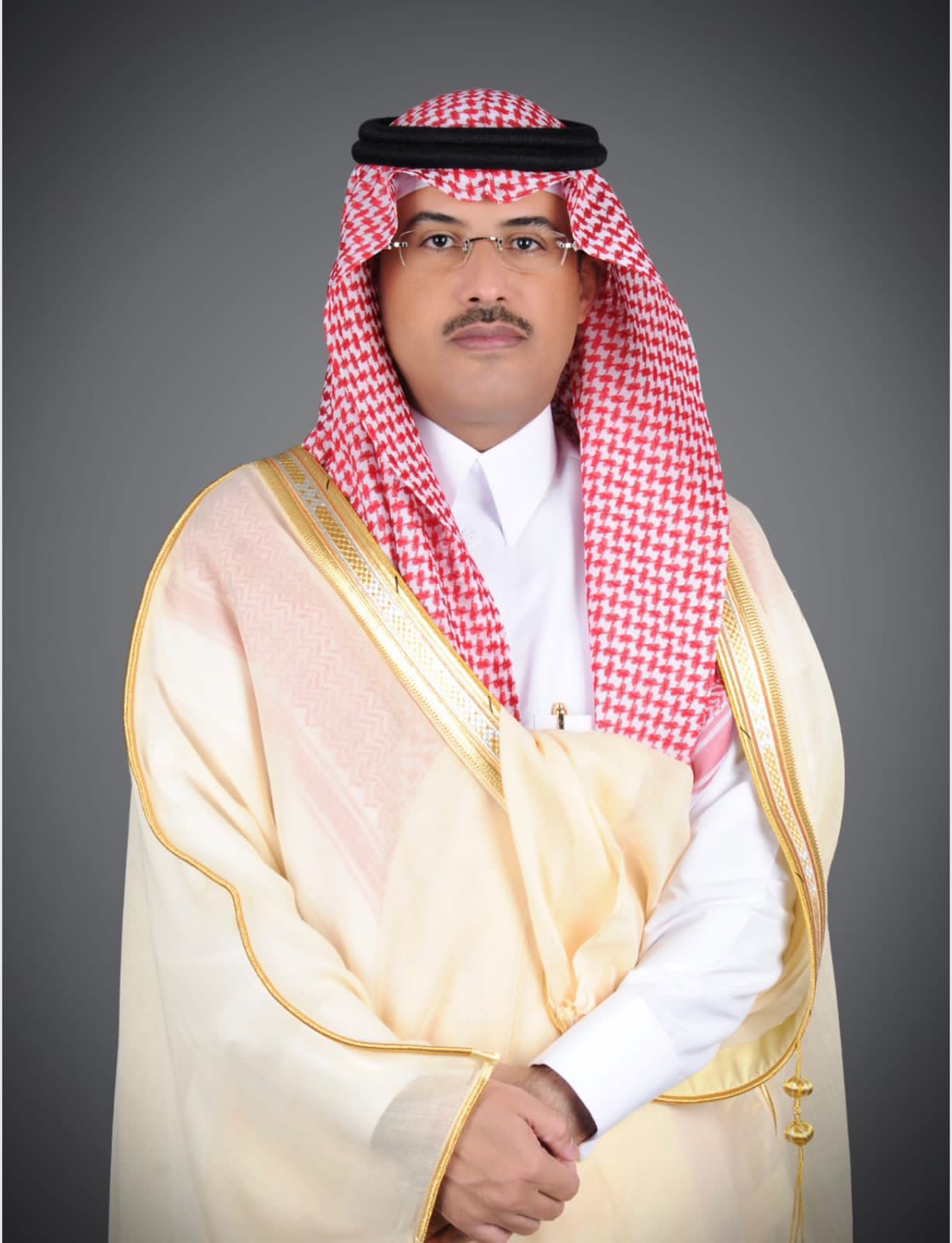 ( قيادة رشيدة بماضٍ عريق ومستقبل واعد )