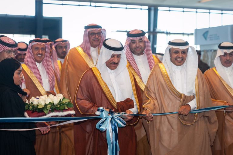 افتتاح المؤتمر السعودي البحري وسط دعم كبير من رواد الصناعة البحرية تزامنًا مع اليوم البحري العالمي .