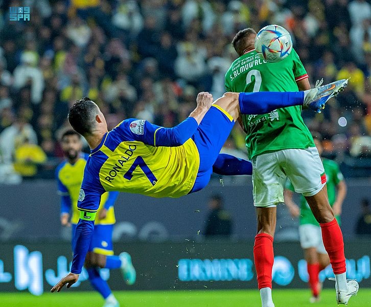 النصر يعود لصدارة دروي روشن.. بقيادة رونالدينيو ورأسية تاليسكا