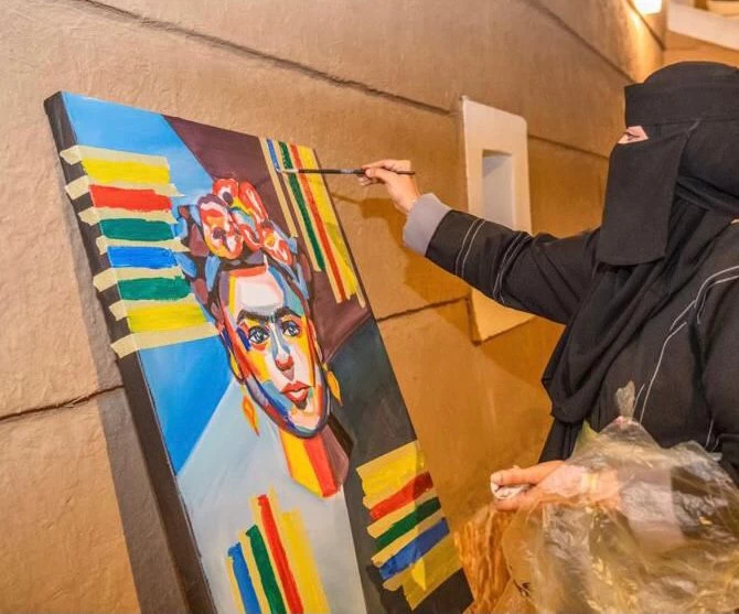 فنانات جسفت عسير يرسمن بالكلمات في يوم المرأة العالمي