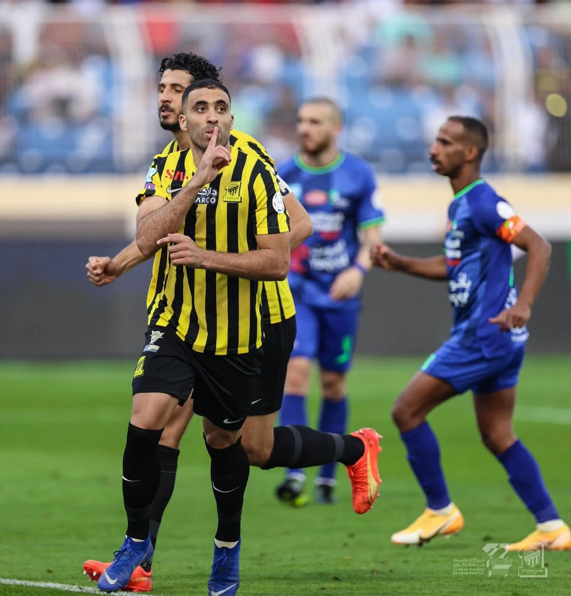 النمور تبطش الفتح بالخمسة .. 