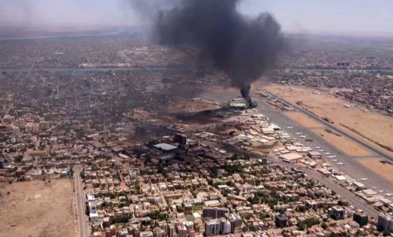 الجيش السوداني: سنؤمن المساعدة لإجلاء رعايا وبعثات دول