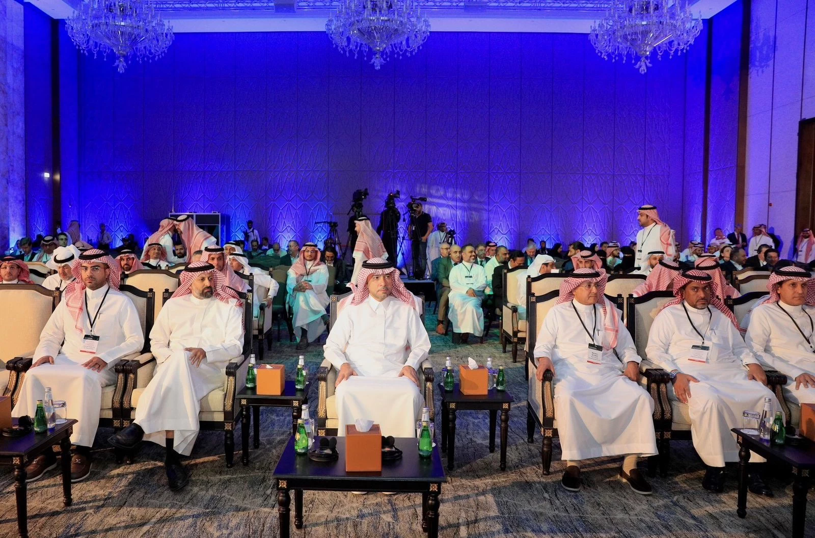 الحقيل يدشن مؤتمر الإسكان والتمويل العقاري "يورموني2023"