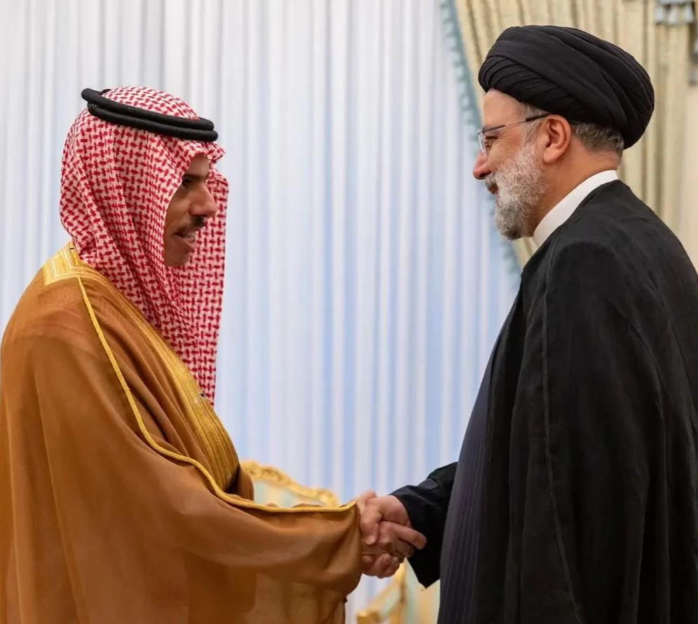 الرئيس الإيراني يستقبل سمو وزير الخارجية