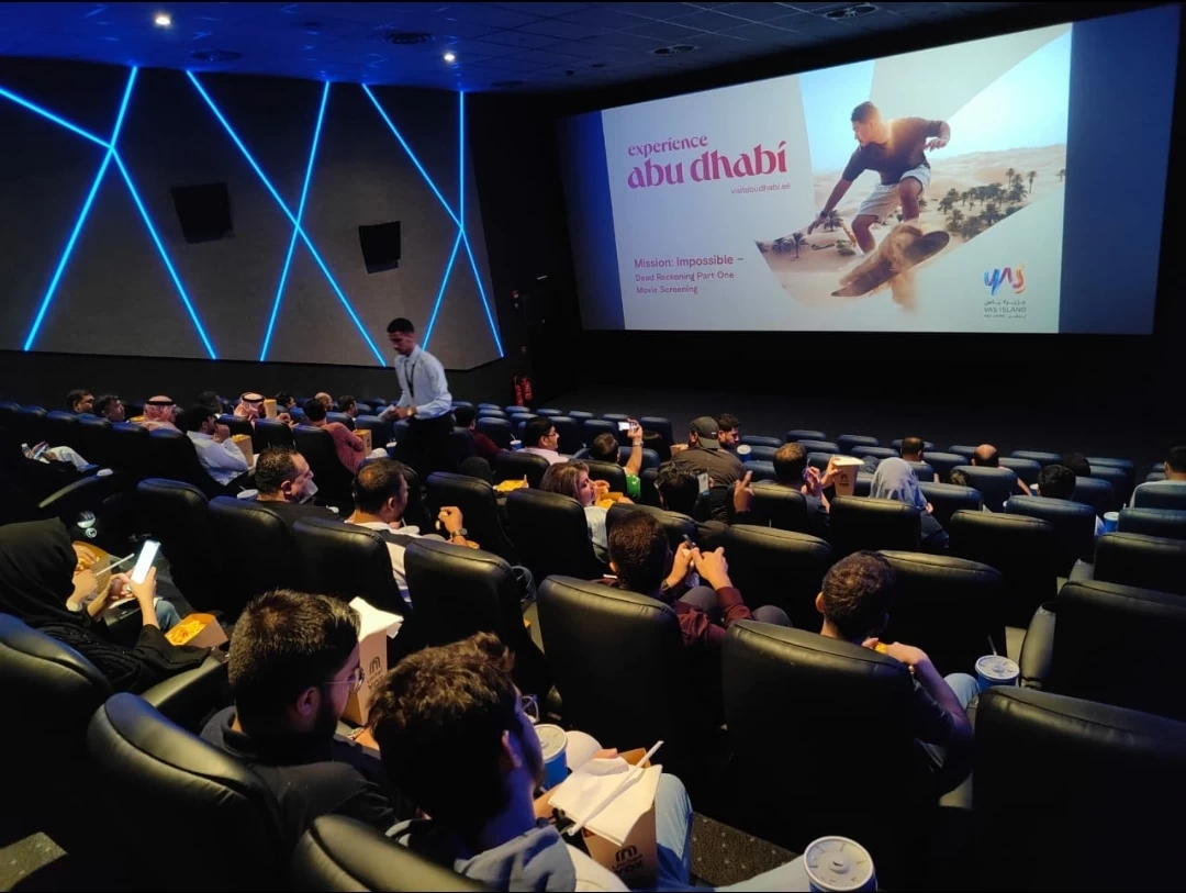 دائرة الثقافة والسياحة بأبوظبي تقدم تجربة إستثنائية لعرض فيلم توم كروز (المهمة المستحيلة)