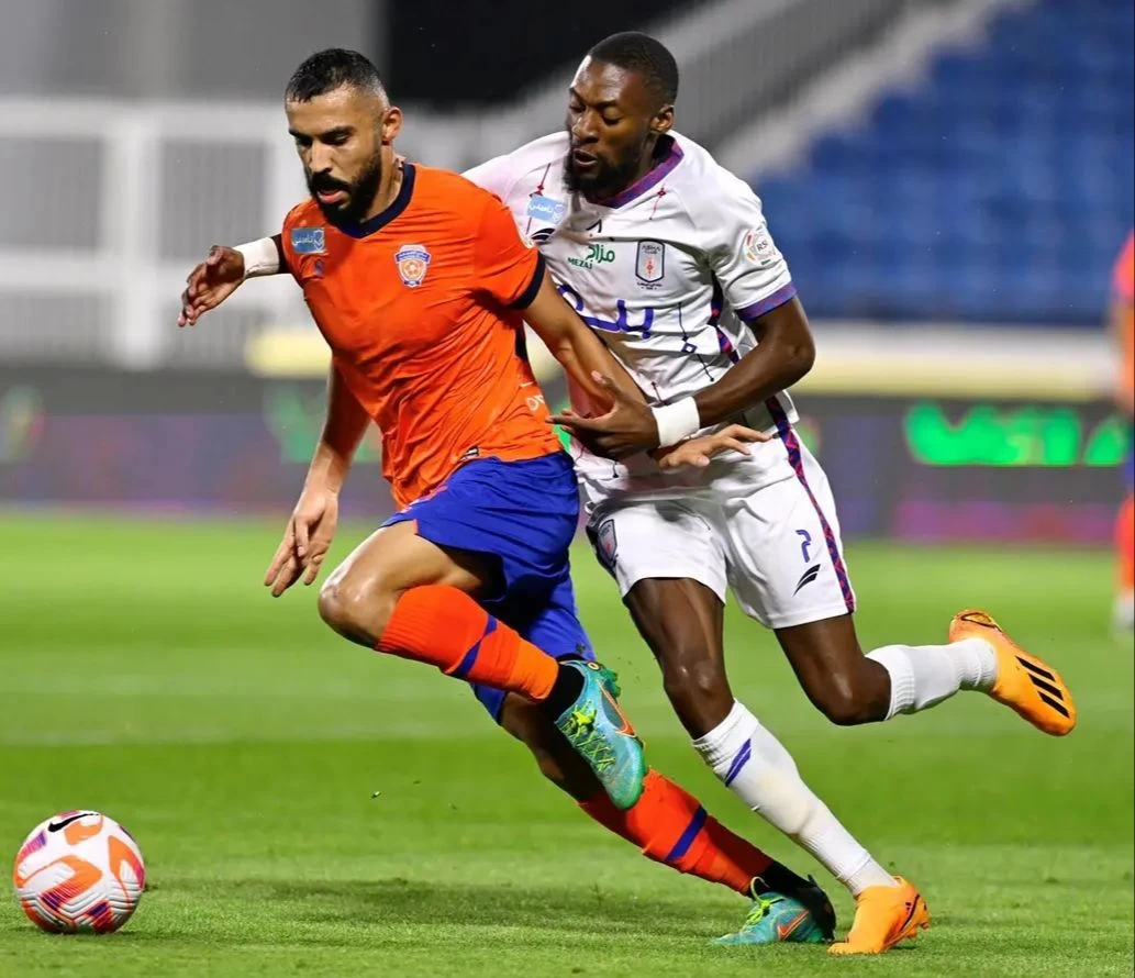 أبها يتغلَّب على الفيحاء في الجولة الرابعة من منافسات الدوري السعودي للمحترفين