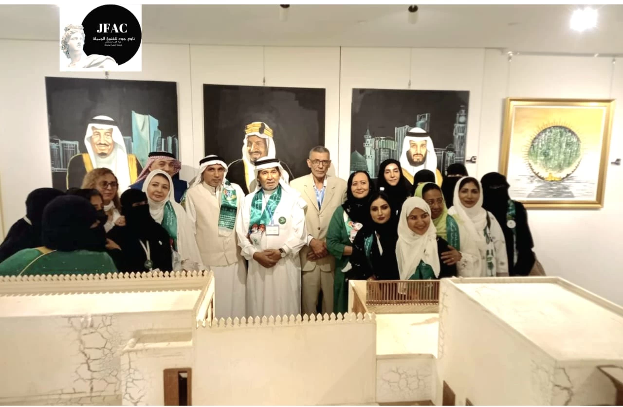 م. إبراهيم جمجوم يدشن إفتتاح المعرض التشكيلي ( أرض العزة )