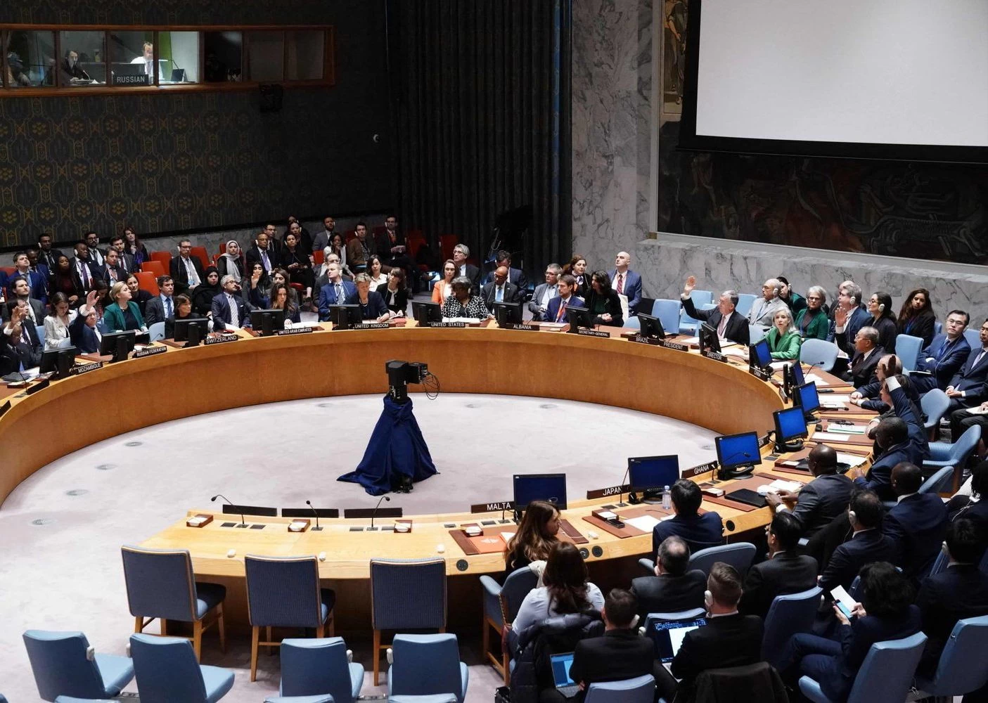 فيتو أميركي يحبط مشروع قرار بمجلس الأمن يدين الحرب بين إسرائيل و«حماس»