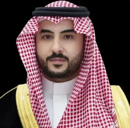 سمو وزير الدفاع يتلقى اتصالًا هاتفيًا من وزير الدفاع البريطاني