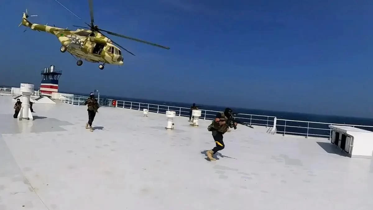 بقيادة أميركية.. تحالف دولي ضد هجمات الحوثي بالبحر الأحمر