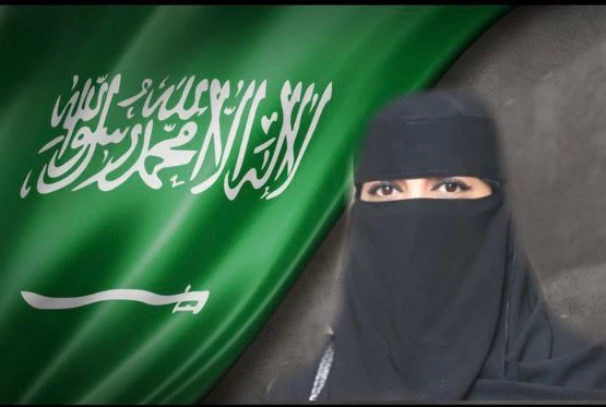 الفنانة التشكيلة الأستاذة منيرة السليم تهنئ القيادة الرشيدة بمناسبة يوم التأسيس