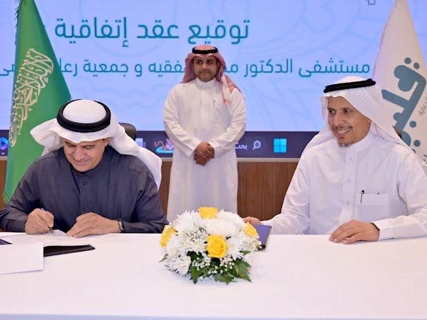 قيمتها 760 الف ريال جمعية قلبي تنهي احتفالية عام 2023 بتدشين عربة متنقلة .