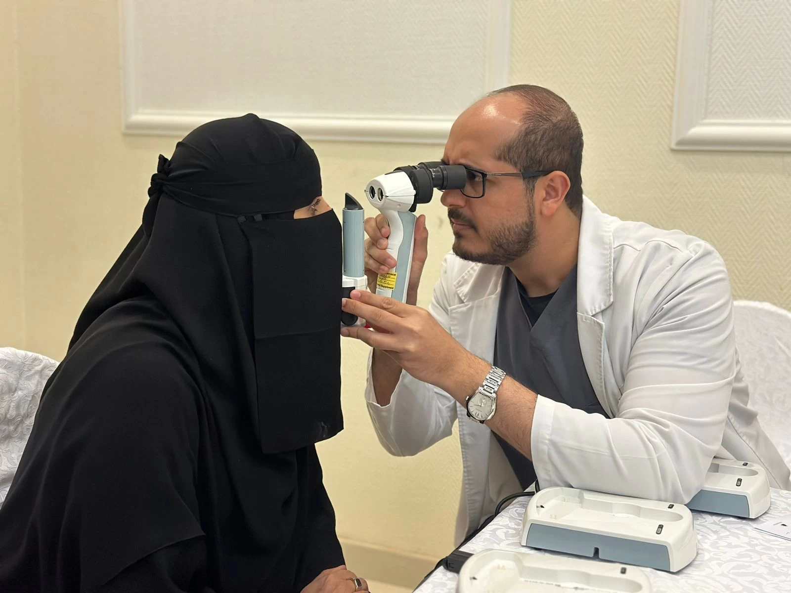 "صحة الرياض" تطلق الحملة التطوعية للفحص الاستكشافي لمرضى الجلوكوما