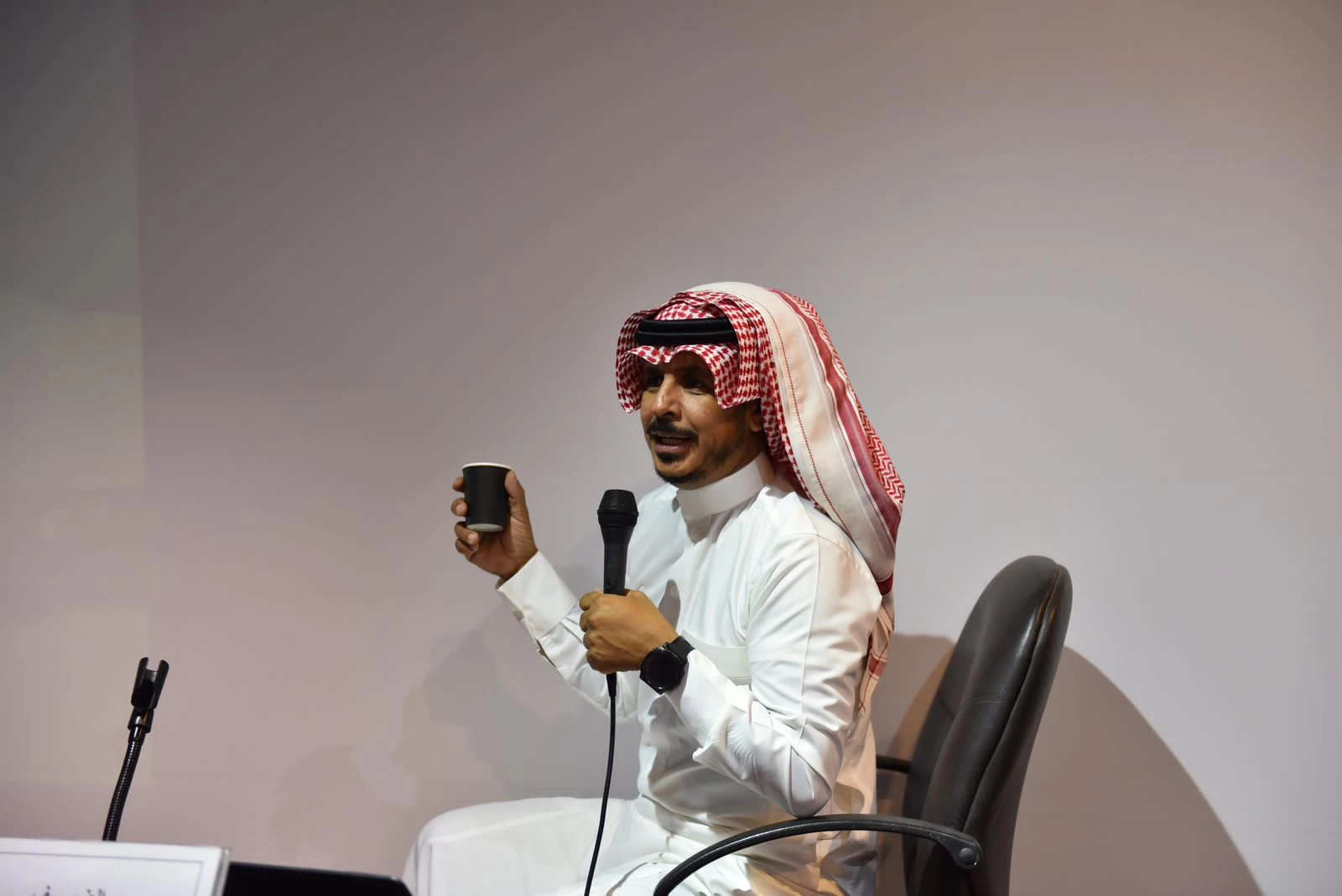 عالي الميموني مدرب الطيران الشراعي ضيفاً على أجاويد2