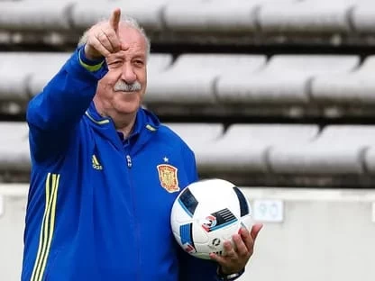 المخضرم ديل بوسكي مشرفاً على الاتحاد الإسباني لكرة القدم 