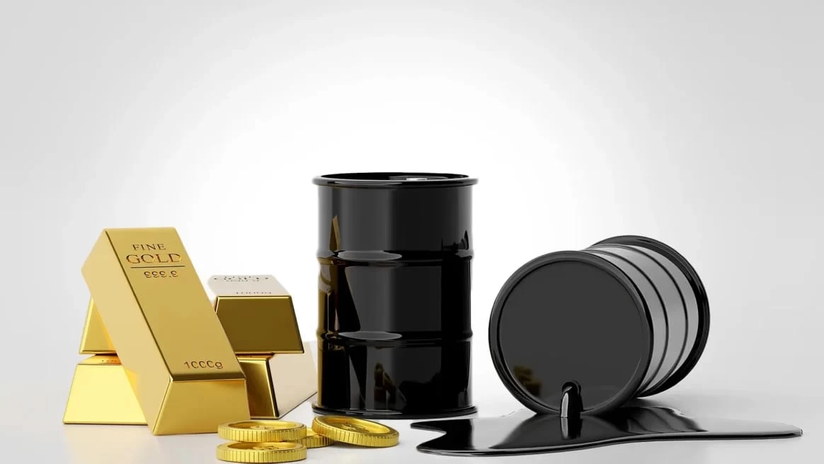 أسعار النفط والذهب تتجه نحو الانخفاض