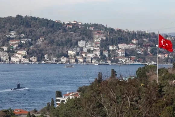 توقف الملاحة داخل مضيق البوسفور في تركيا بسبب تعطل سفينة