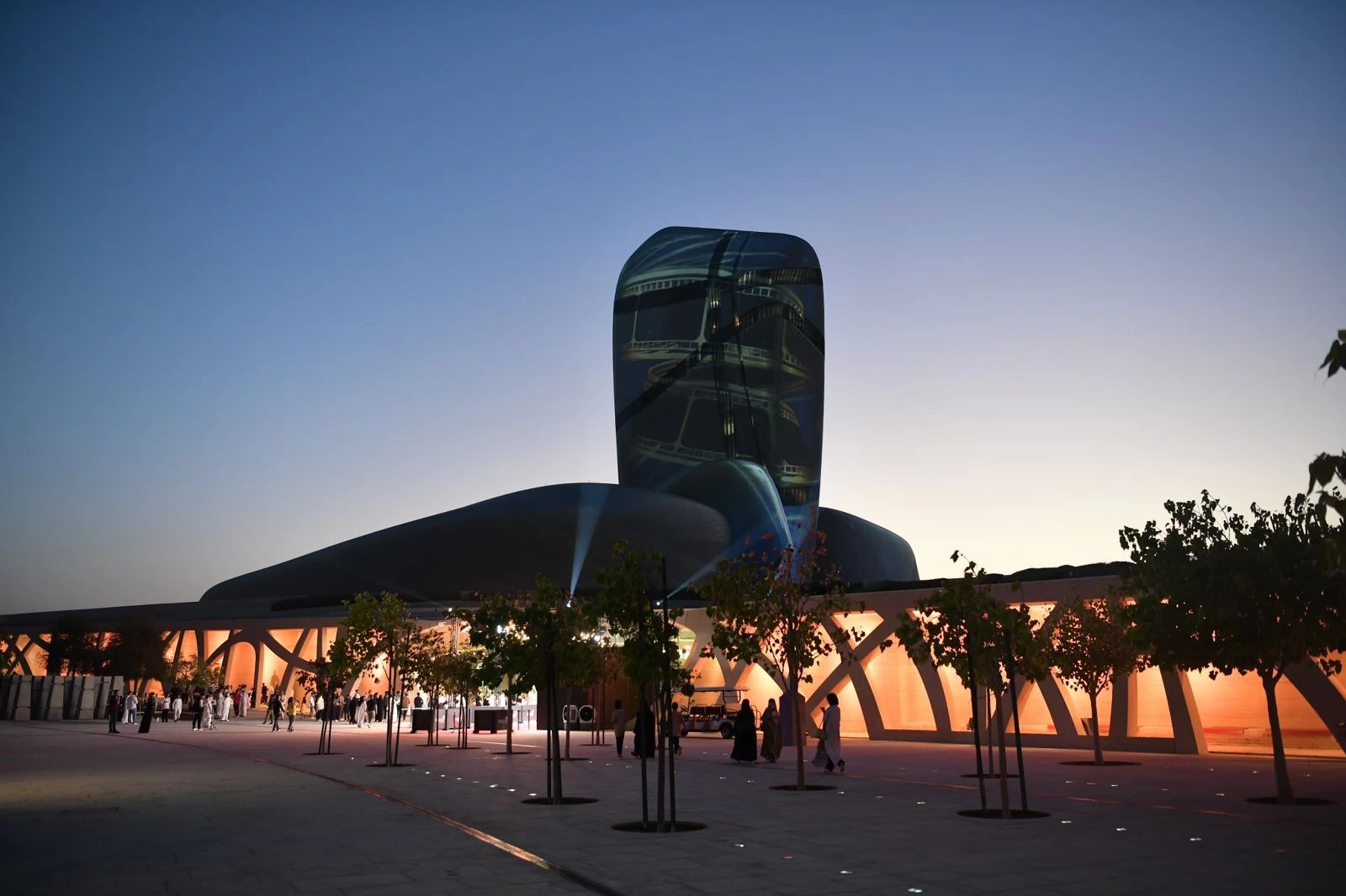 ​​​​​​​على هامش الدورة العاشرة لمهرجان أفلام السعودية ( إثراء) يعلن عن دعم 15 فيلمًا سعوديًا بين روائية وقصيرة  