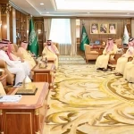 أمير منطقة جازان يلتقي أمين المنطقة ومدير عام فرع الموارد البشرية وعددًا من المستثمرين