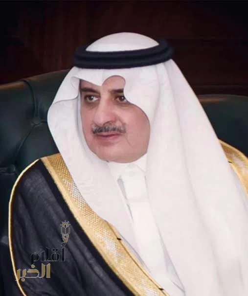 أمير تبوك يطمئن على صحة الشيخ عون أبو طقيقه