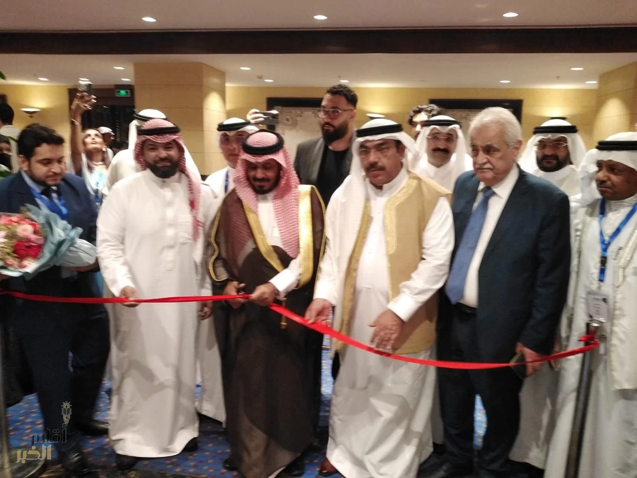 العتيبي يفتتح معرض تجهيزات الفنادق والضيافة بنسخته الثانيّة بحضور عدد من أصحاب السعادة القناصل