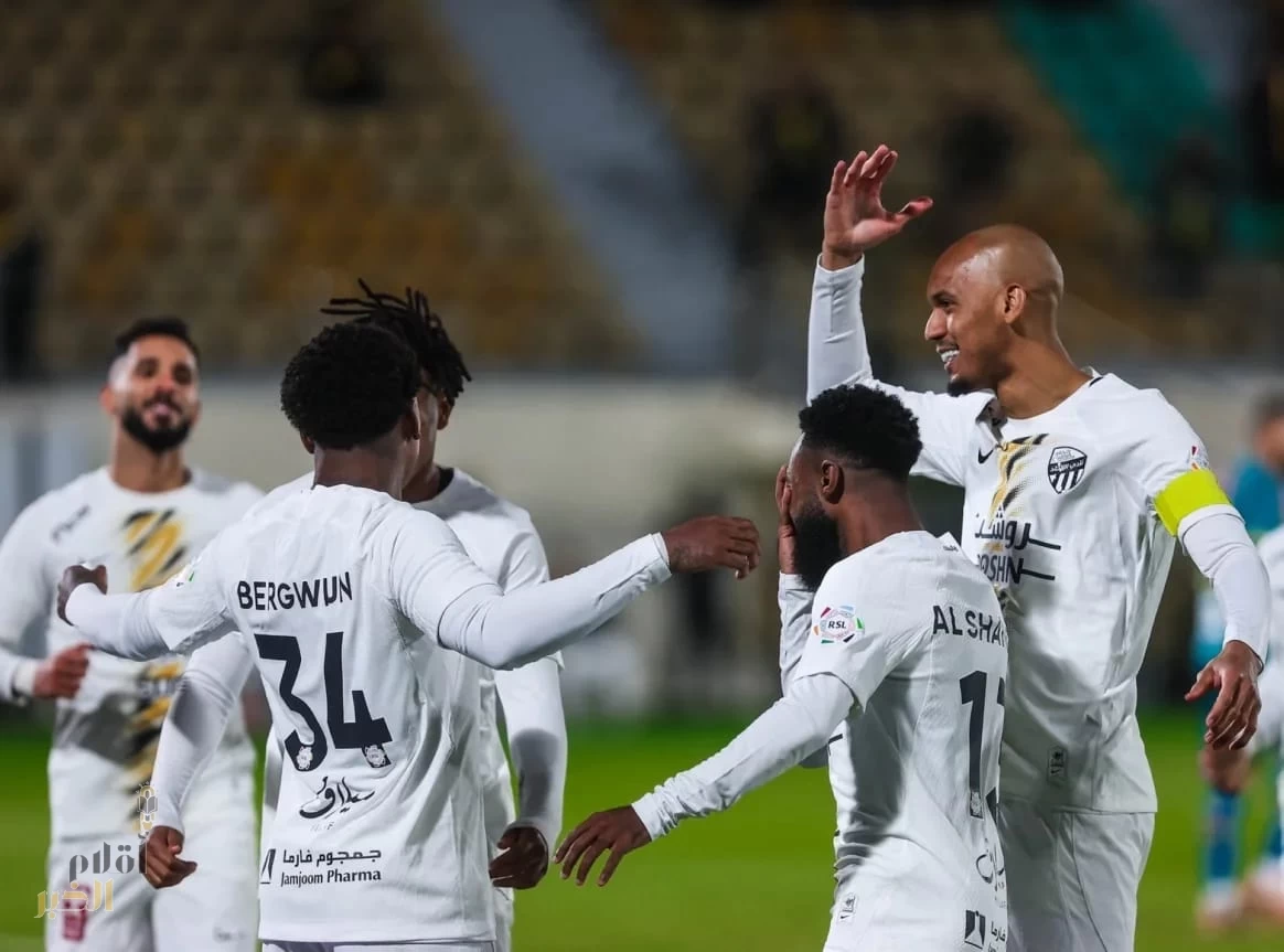 الاتحاد يتصدر الدوري بنقاط العروبة