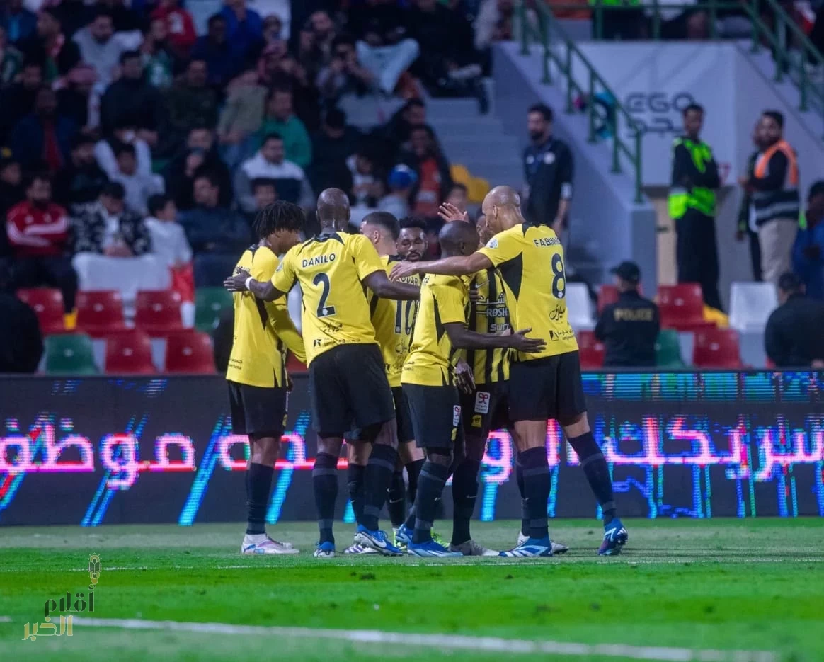 الاتحاد يقسو على الاتفاق برباعية ويعزز صدارته للدوري 