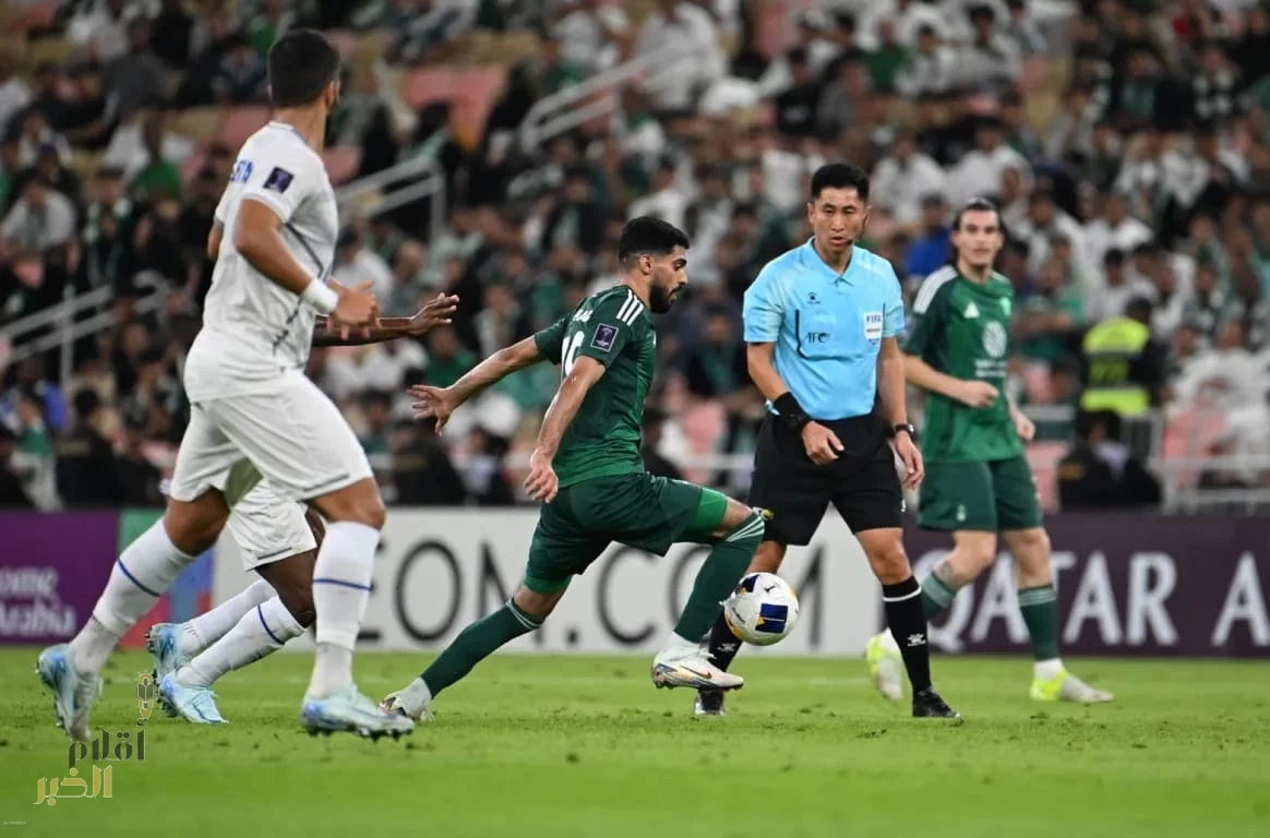 تعادل مثير بين الأهلي والاستقلال يُشعل أجواء نخبة آسيا