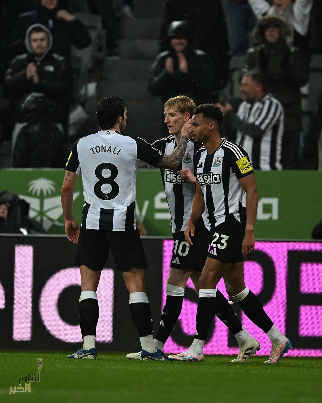 نيوكاسل يوقف انتصارات ليفربول وتشيلسي يسحق ساوثامبتون بخماسية