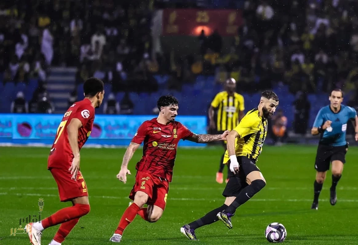 أهداف الوقت القاتل تحسم مواجهة القادسية والاتحاد