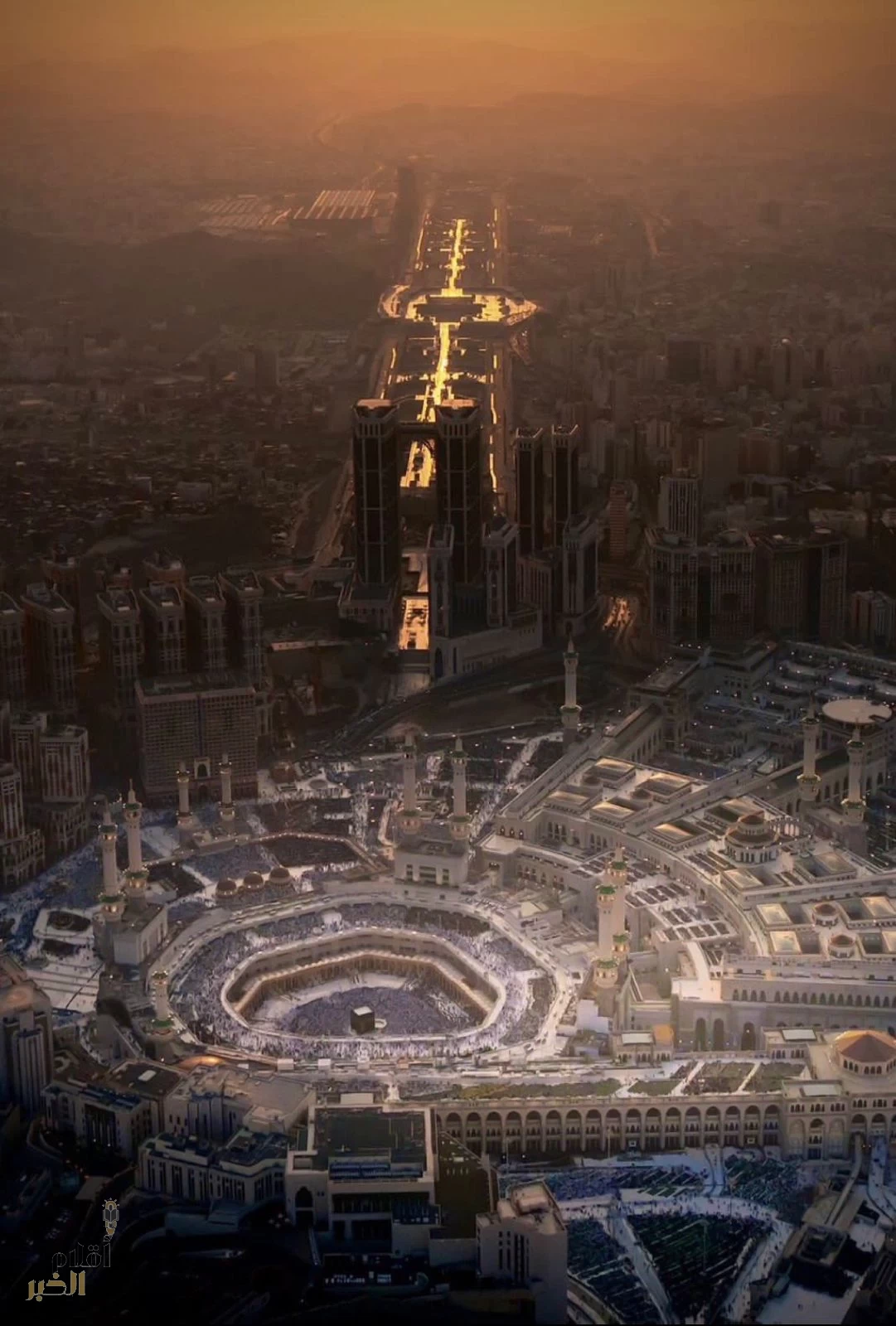 “العشر الأواخر.. نفحات نور وسكينة بين يدي الرحمن.”