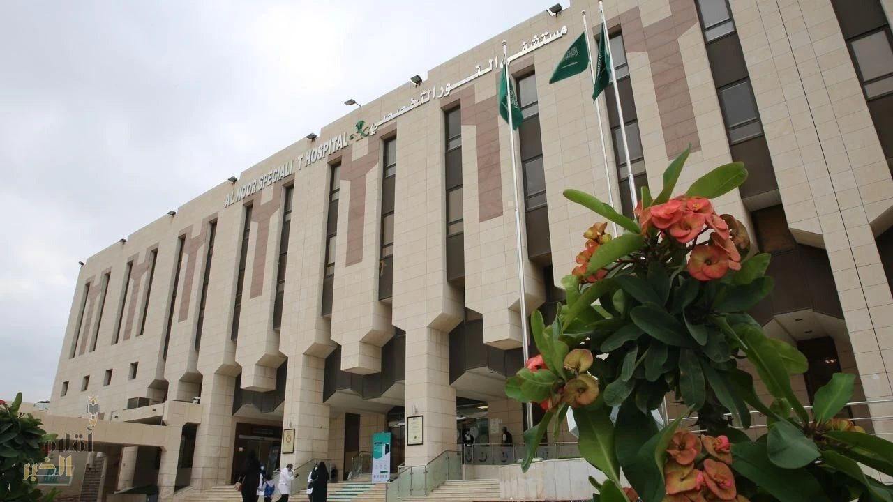 إستبدال كامل لمفصل الورك ينهي معاناة حاجة سودانيّة بمستشفى النور التخصصي