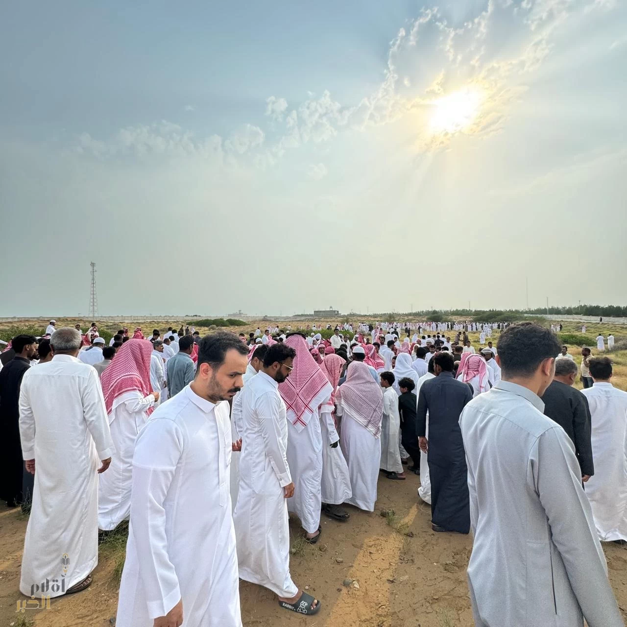 جموع غفيرة تشيّع جثمان الوالد مشعب بن إبراهيم قمير بمركز الموسم