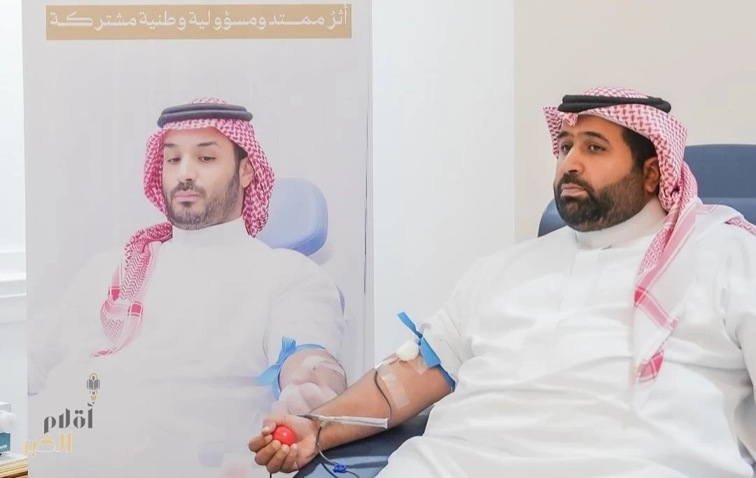 أمير منطقة جازان يُشارك في الحملة الوطنية السنوية للتبرع بالدم التي أطلقها سمو ولي العهد