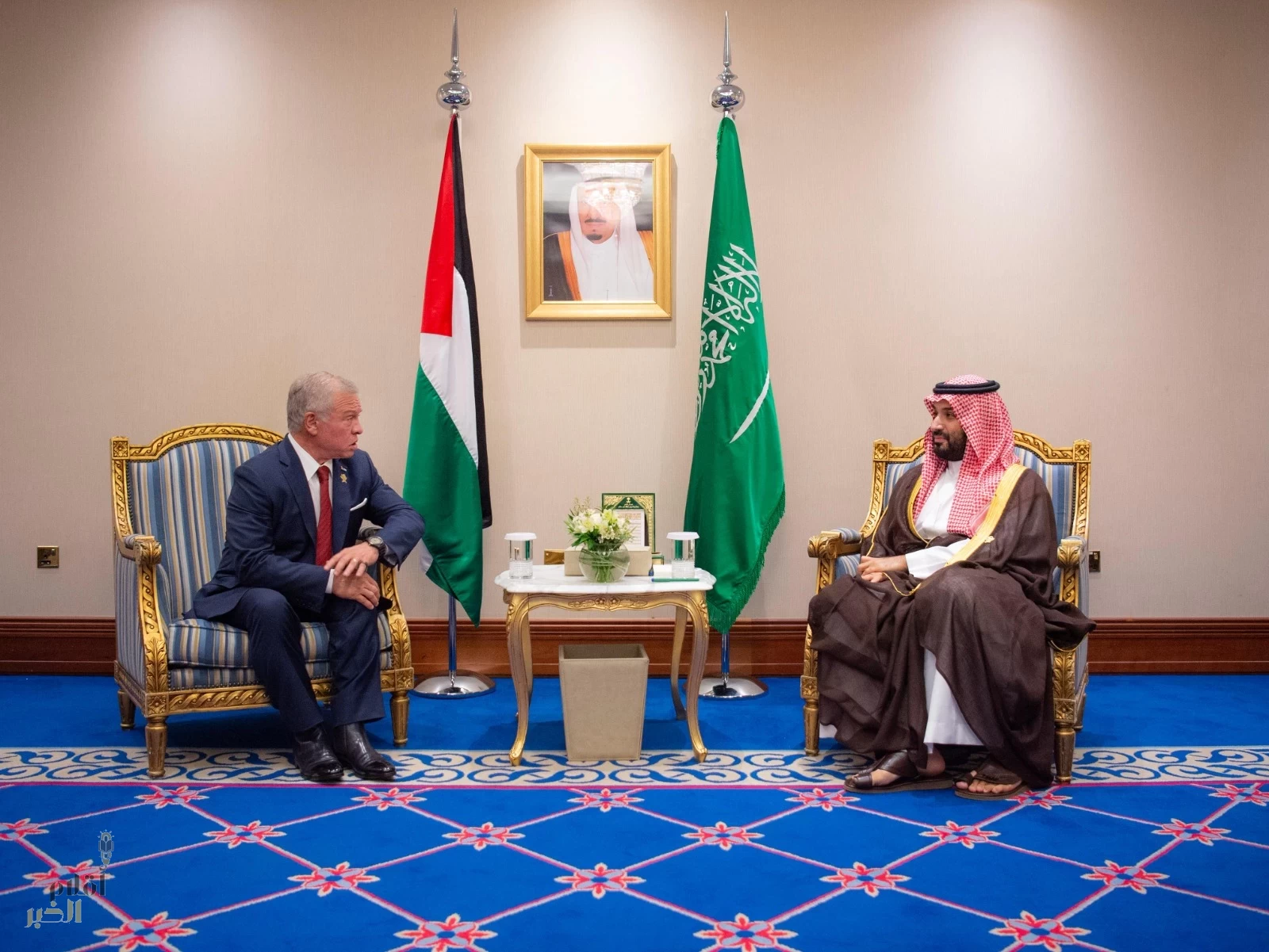 سمو ولي العهد يلتقي ملك المملكة الأردنية الهاشمية