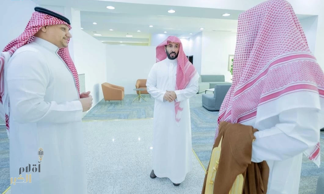 وزير العدل يطلع على سير العمل في المرافق العدلية بمنطقة الحدود الشمالية