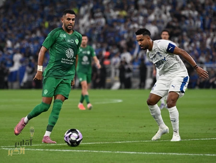 الأهلي يفرض التعادل على الهلال بعد تأخره بثلاثية