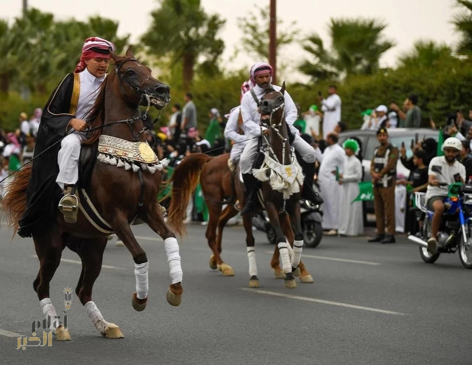 انطلاق مسيرة العرض في احتفالات الطائف باليوم الوطني 95
