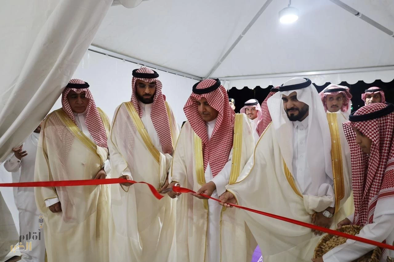 ‏برعايّة سمو محافظ الطائف، البيئة تطلق مهرجان العسل واللوز 2025 وسط مشاركة واسعة من النحالين والمزارعين