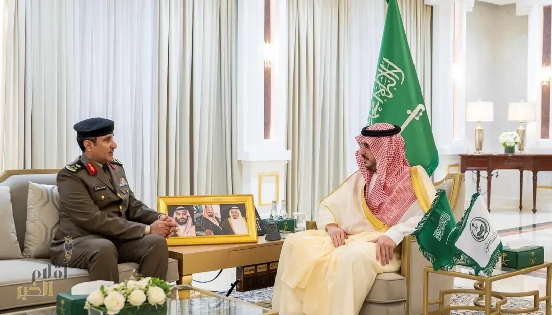 أمير الجوف يستقبل مدير شرطة المنطقة المعيَّن حديثًا