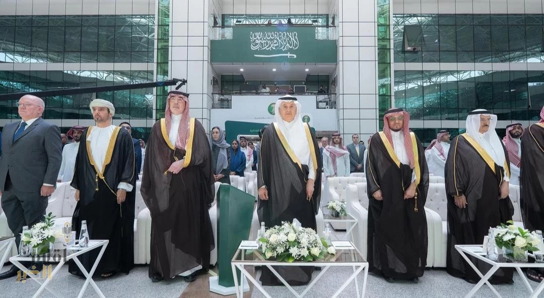 وزير "البيئة" يدشّن مصنعين لإنتاج الدواجن والأعلاف بالرياض للإسهام في تعزيز الاكتفاء الذاتي وتحقيق الأمن الغذائي