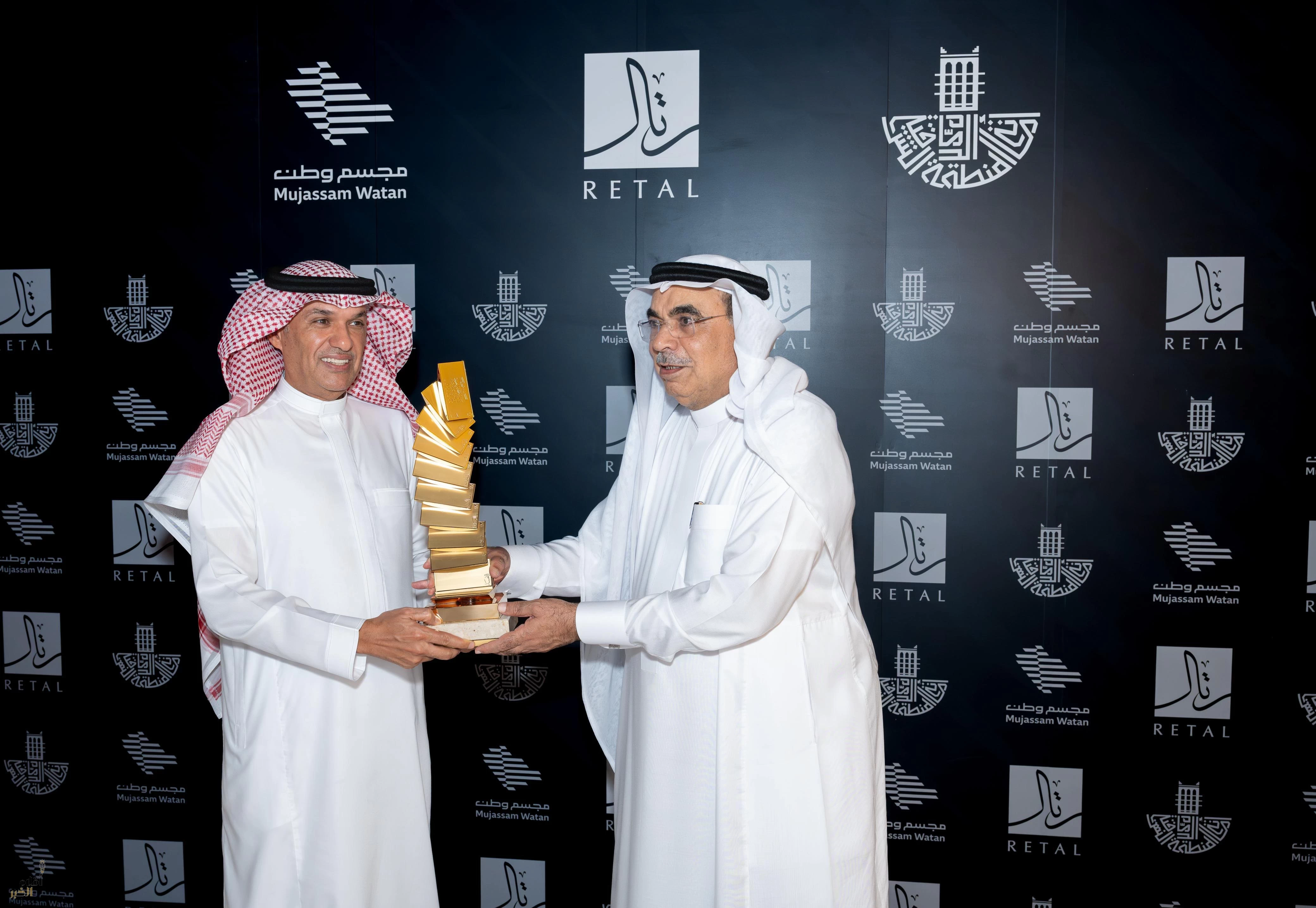 أمين الشرقية يدشن وحدة وطن في الخبر ضمن مبادرة مجسم وطن 