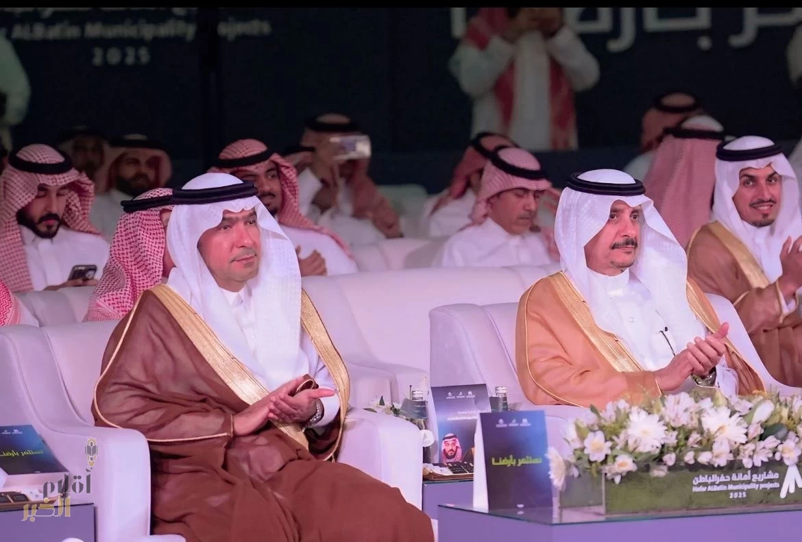برعاية محافظ حفرالباطن.. وزير البلديات والإسكان يدشّن مشاريع تنموية تتجاوز 2.6 مليار ريال