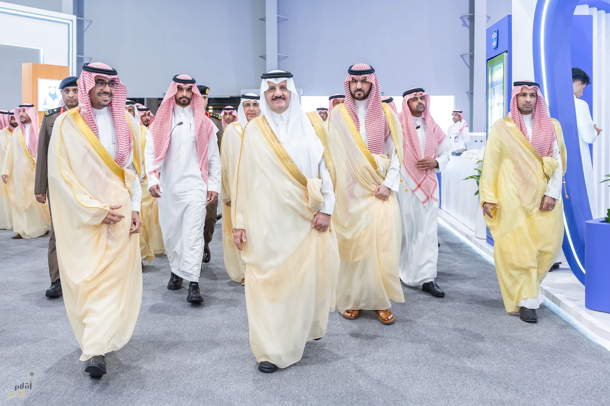 أمير المنطقة الشرقية يُدشّن معرض “وظائف 2025”