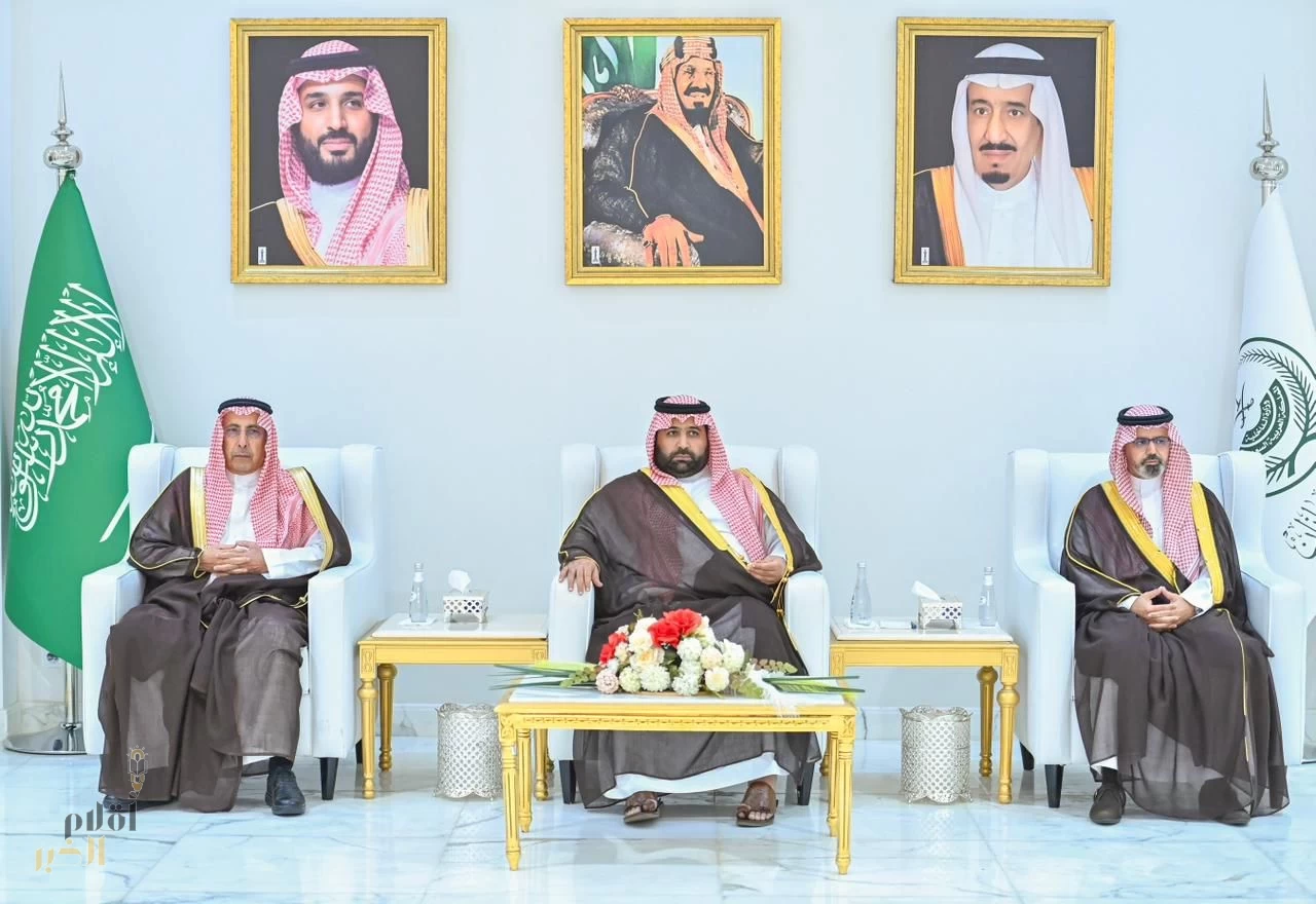 أمير جازان يشهد مراسم توقيع اتفاقية تعاون بين الإمارة والمكتب الإستراتيجي لتطوير المنطقة