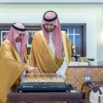 نائب أمير المنطقة الشرقية يطّلع على منجزات مطارات الدمام ويستعرض خطط تطويرها