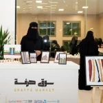 الفن التشكيلي يُعيد إلى الأذهان ذاكرة جدران جازان القديمة