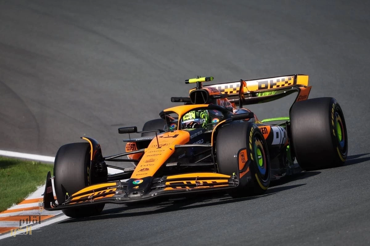 بيريز يقود سيارة فيراري في اختبارات كاديلاك استعدادًا للموسم الجديد