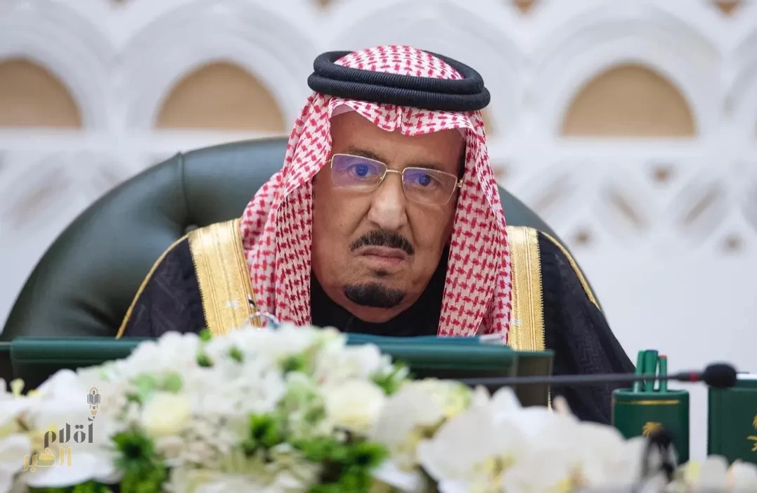 خادم الحرمين الشريفين يرأس جلسة مجلس الوزراء